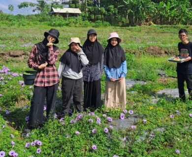 Meramban Tanaman Edible. Belajar dari Hulu ke Hilir Nyantri di Tabanan Bali